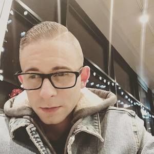 Meet your Posher, Dave